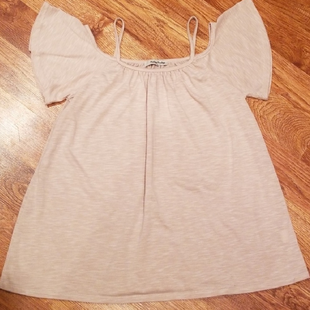 Beautiful top